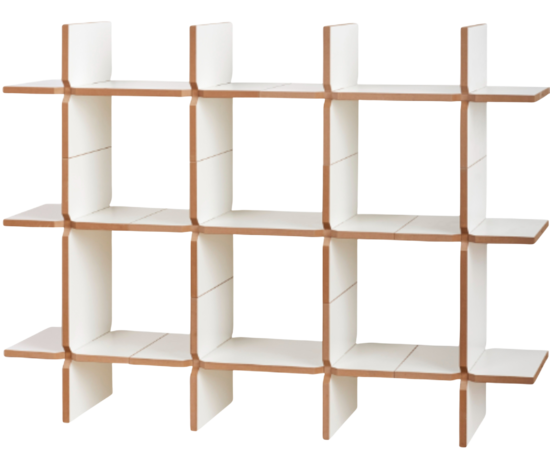 Modernes Tojo solo Regal mit offenen Fächern in weißem Design und naturfarbenen Kanten – ideal als Raumteiler oder Bücherregal.