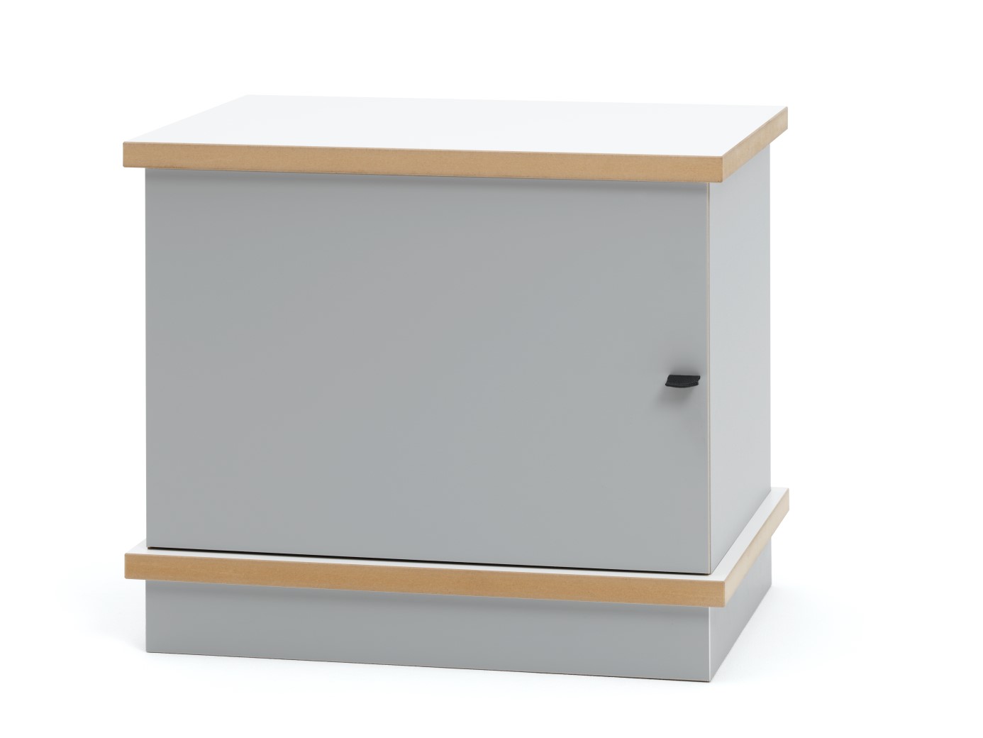 Regalmodul „stap“ von Tojo mit weißer Deckplatte, naturbelassener Kante und Tür – quadratische, stapelbare Stauraum-Lösung für Wohn- oder Arbeitsbereich